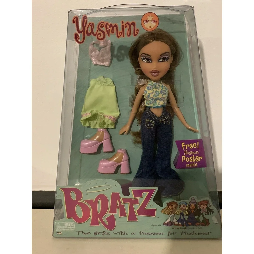 Vintage Bratz Flaunt It Yasmin 2002 Original RARE OUTFIT With Poster NEW